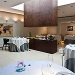 Parizzi Suites&Studio Restaurant Hotel apartamentowy 4*