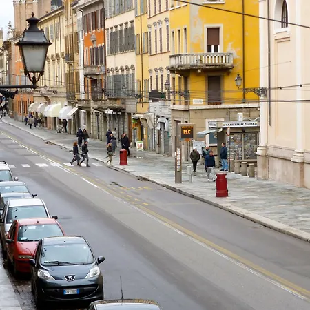 Aparthotel Parizzi Suites&studio Parma