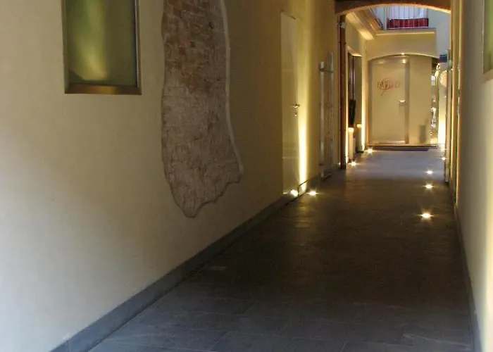 Aparthotel Parizzi Suites&studio Parma