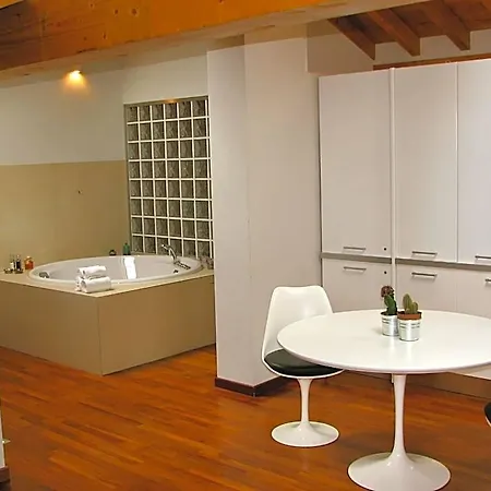 Parizzi Suites&restaurant