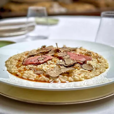 Parizzi Suites&restaurant Aparthotel