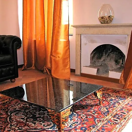 Parizzi Suites&restaurant 4*