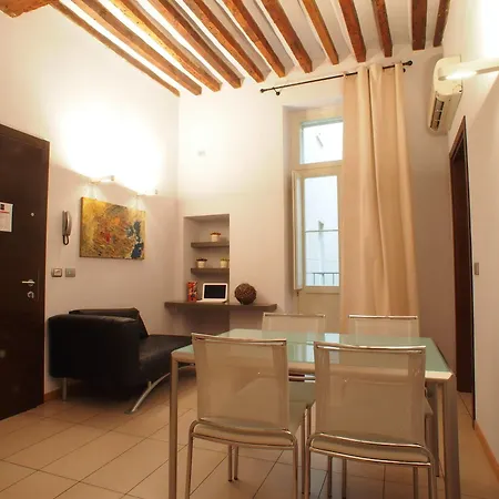 Aparthotel Parizzi & Restaurant Parma