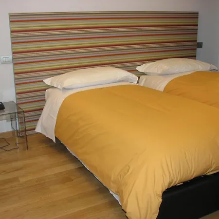 Parizzi & Restaurant פארמה