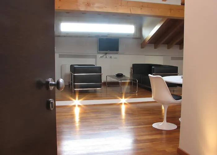 Parizzi Suites&Studio Restaurant Apart-hotel