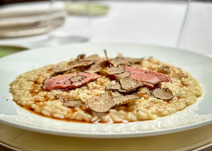 Parizzi Suites&Studio Restaurant Appart hôtel Parme