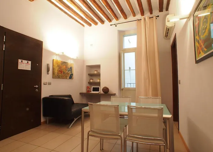 Appart hôtel Parizzi & Restaurant Parme