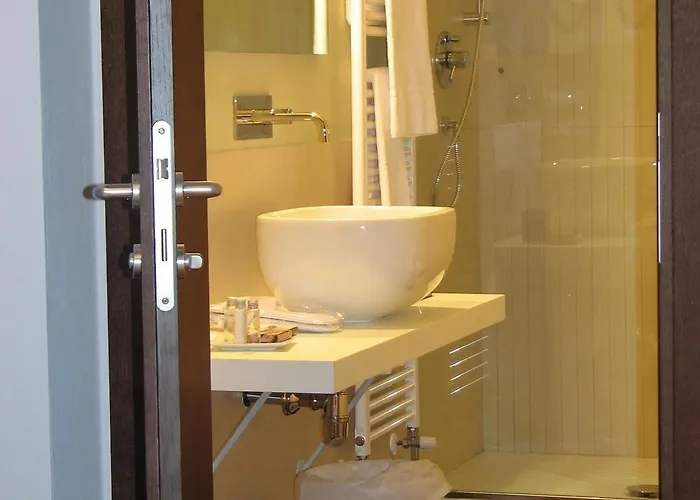 Parizzi Suites&Studio Restaurant 4* Parme