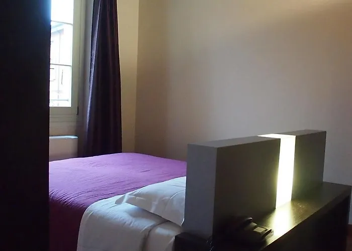 Parizzi Suites&Studio Restaurant Appart hôtel