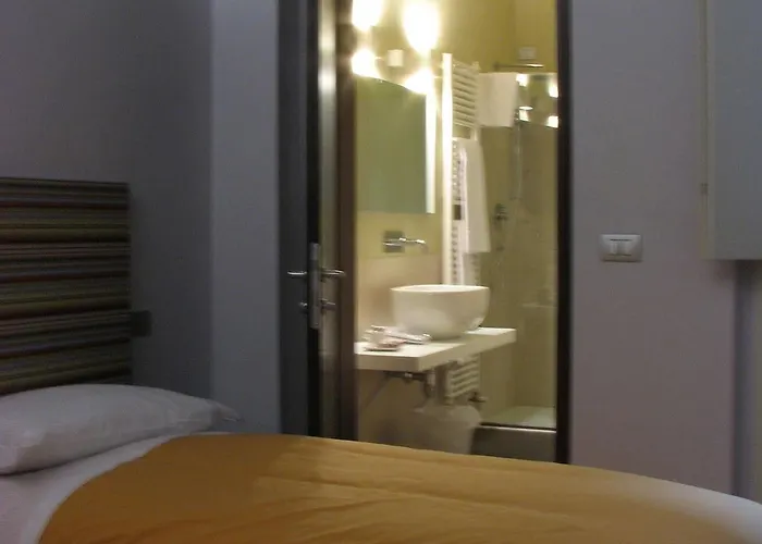 Parizzi Suites&Studio Restaurant 4* Parme